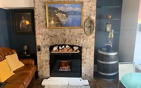 Helloyorkcentre - 1 Free On Site Parking Space - 60 Second Walk 2 Minster!